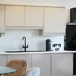 The Salisbury - Luxury By In Апартаменты Скарборо