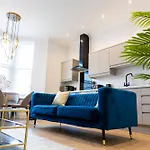 The Salisbury - Luxury By In Апартаменты *