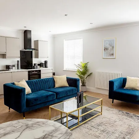 Apartment The Salisbury - Luxury By In Scarborough