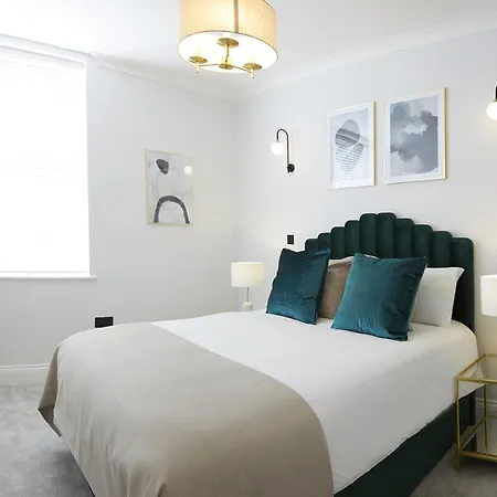 The Salisbury - Luxury By In * Scarborough