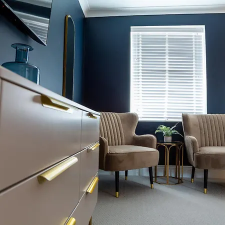 The Salisbury - Luxury By In * Scarborough